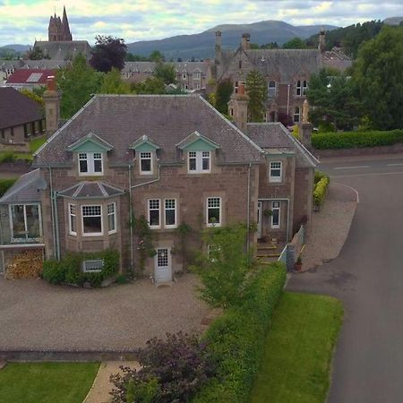 Firtree Bed And Breakfast At Galvelbeg House Crieff Dış mekan fotoğraf