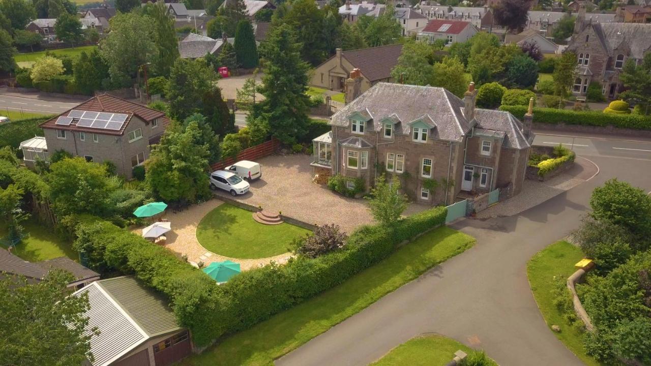 Firtree Bed And Breakfast At Galvelbeg House Crieff Dış mekan fotoğraf
