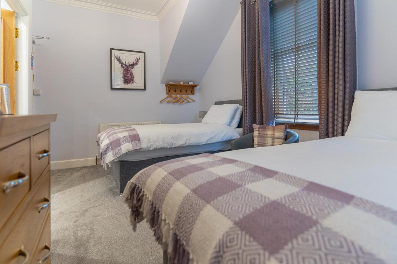 Firtree Bed And Breakfast At Galvelbeg House Crieff Dış mekan fotoğraf