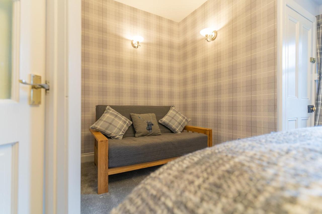 Firtree Bed And Breakfast At Galvelbeg House Crieff Dış mekan fotoğraf